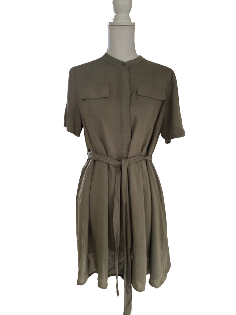 Tris Design short-sleeve, olive green/khaki utility shirt dress. Size L NWT